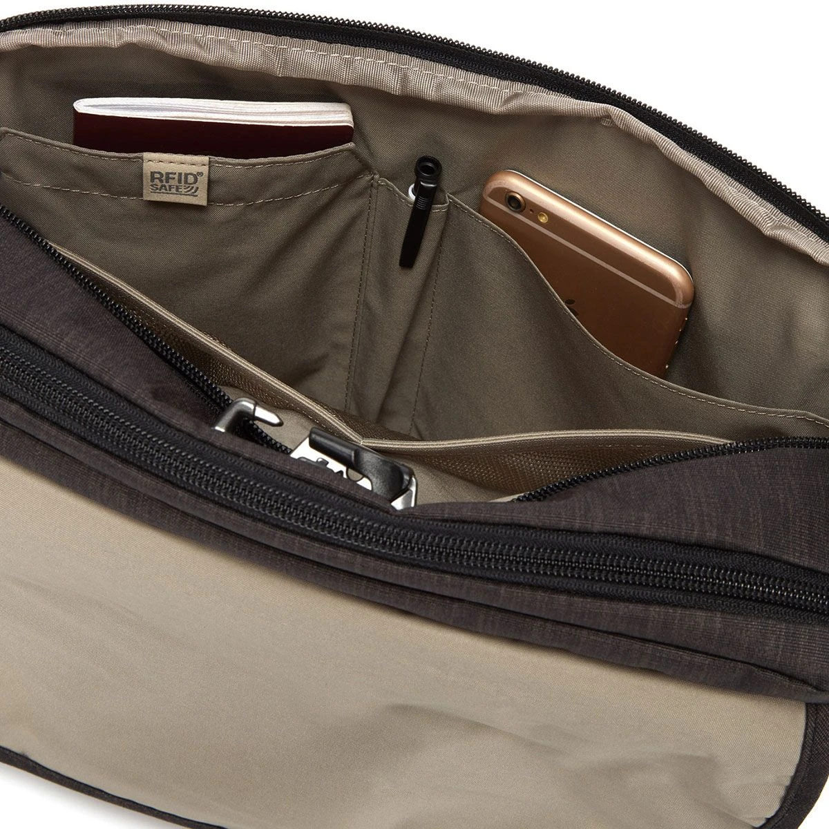 PacSafe Metrosafe X Messenger Anti Diefstal Schoudertascarbon 5 PacSafe Metrosafe X Messenger Anti Diefstal Schoudertascarbon - Afbeelding 3