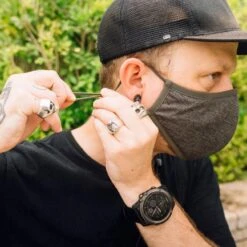 PacSafe Silver ION Mondkapje M 13 PacSafe Silver ION Mondkapje M -Veel Plezier Buitenshuis 113959 000 04