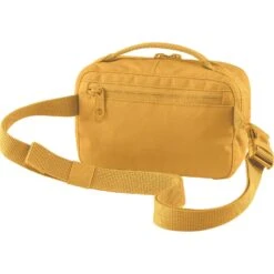 FJÄLLRÄVEN Fjällräven Kånken Heuptas 2l Ochre 7 FJÄLLRÄVEN Fjällräven Kånken Heuptas 2l Ochre -Veel Plezier Buitenshuis 114449 000 03