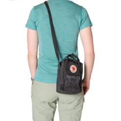FJÄLLRÄVEN Fjällräven Kånken Sling Schoudertas 2,5l Black -Veel Plezier Buitenshuis 114461 990 06