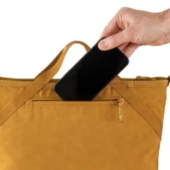 FJÄLLRÄVEN Fjällräven Vardag Crossbody Schoudertas Acorn 9 FJÄLLRÄVEN Fjällräven Vardag Crossbody Schoudertas Acorn -Veel Plezier Buitenshuis 114476 000 04