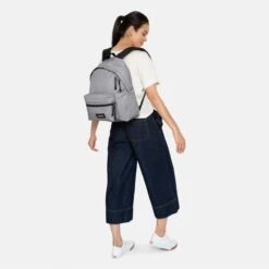 Eastpak Padded Zippl'r Rugzak Sunday Grey -Veel Plezier Buitenshuis 114517 900 06 4