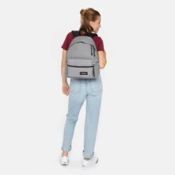 Eastpak Padded Zippl'r Rugzak Sunday Grey -Veel Plezier Buitenshuis 114517 900 07 4