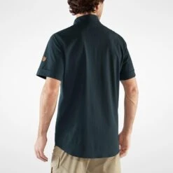 FJÄLLRÄVEN Fjällräven Abisko Trekking SS Overhemd Heren Dark Navy 13 FJÄLLRÄVEN Fjällräven Abisko Trekking SS Overhemd Heren Dark Navy -Veel Plezier Buitenshuis 123765 200 04