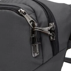 PacSafe Vibe 100 Anti Diefstal Heuptas Slate -Veel Plezier Buitenshuis 143624 900 05 1