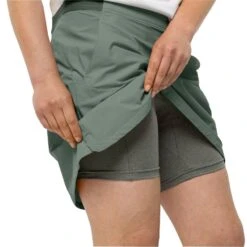 Jack WolfskinHilltop Trail Skort Dames Picnic Green -Veel Plezier Buitenshuis 145188 300 03
